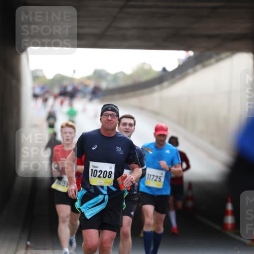 05.10.2025 - 20. swb-Marathon Bremen Michael Strokosch http://msf.ph/oto/9210621 05.10.2025 10:37:55 Laufen 155, 10208, 11725 meine-sportfotos.de