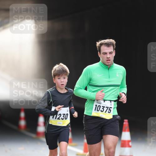 05.10.2025 - 20. swb-Marathon Bremen Michael Strokosch http://msf.ph/oto/9210672 05.10.2025 10:38:18 Laufen 1230, 10375 meine-sportfotos.de