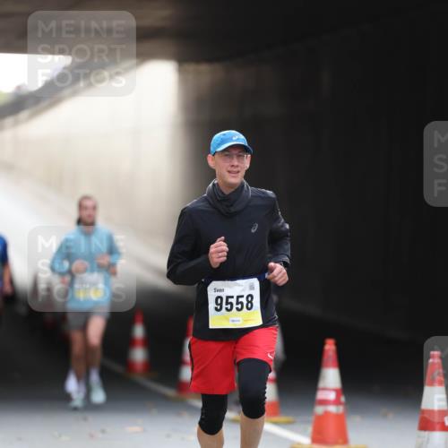 05.10.2025 - 20. swb-Marathon Bremen Michael Strokosch http://msf.ph/oto/9210684 05.10.2025 10:38:29 Laufen 9558 meine-sportfotos.de