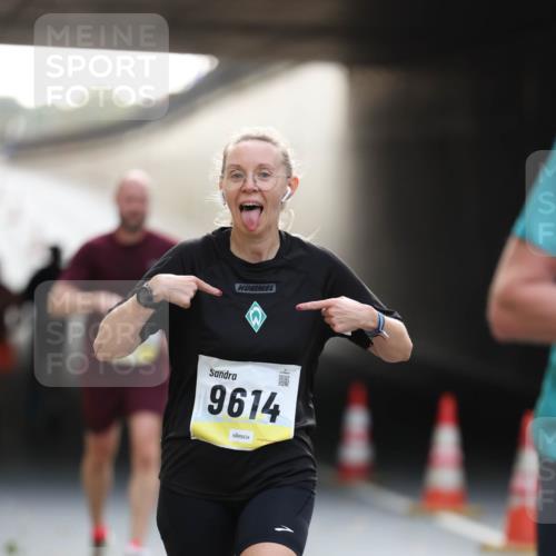 05.10.2025 - 20. swb-Marathon Bremen Michael Strokosch http://msf.ph/oto/9210797 05.10.2025 10:39:28 Laufen 9614 meine-sportfotos.de