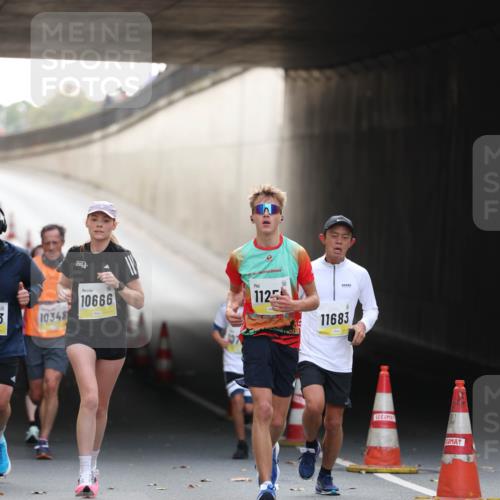 05.10.2025 - 20. swb-Marathon Bremen Michael Strokosch http://msf.ph/oto/9210816 05.10.2025 10:39:34 Laufen 3, 10348, 10666, 1125, 11683 meine-sportfotos.de