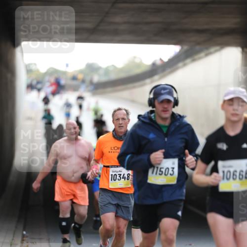 05.10.2025 - 20. swb-Marathon Bremen Michael Strokosch http://msf.ph/oto/9210824 05.10.2025 10:39:37 Laufen 10348, 11503, 10666 meine-sportfotos.de