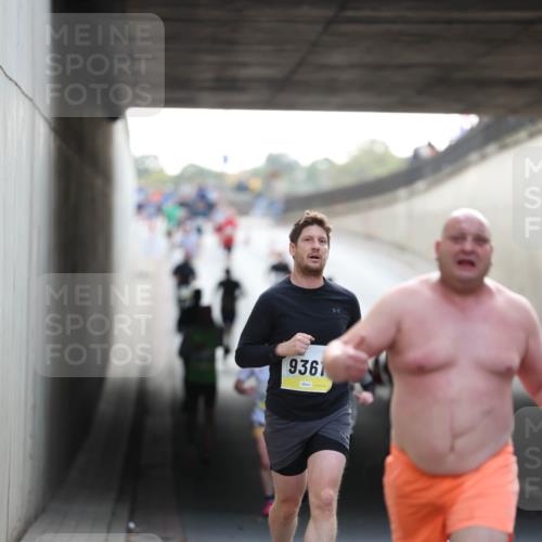 05.10.2025 - 20. swb-Marathon Bremen Michael Strokosch http://msf.ph/oto/9210834 05.10.2025 10:39:44 Laufen 40, 9361 meine-sportfotos.de