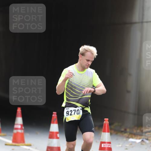 05.10.2025 - 20. swb-Marathon Bremen Michael Strokosch http://msf.ph/oto/9210857 05.10.2025 10:39:59 Laufen 9270 meine-sportfotos.de