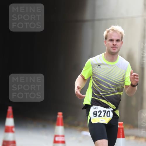 05.10.2025 - 20. swb-Marathon Bremen Michael Strokosch http://msf.ph/oto/9210861 05.10.2025 10:40:00 Laufen 9270 meine-sportfotos.de