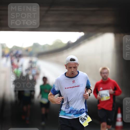 05.10.2025 - 20. swb-Marathon Bremen Michael Strokosch http://msf.ph/oto/9210885 05.10.2025 10:40:11 Laufen 18, 23, 987 meine-sportfotos.de