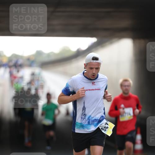 05.10.2025 - 20. swb-Marathon Bremen Michael Strokosch http://msf.ph/oto/9210886 05.10.2025 10:40:11 Laufen 9097, 98 meine-sportfotos.de
