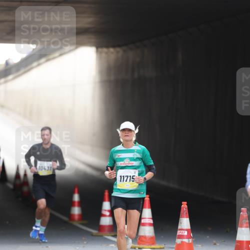 05.10.2025 - 20. swb-Marathon Bremen Michael Strokosch http://msf.ph/oto/9210936 05.10.2025 10:40:35 Laufen 10431, 11715 meine-sportfotos.de