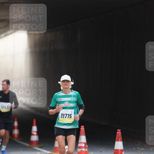 05.10.2025 - 20. swb-Marathon Bremen Michael Strokosch http://msf.ph/oto/9210939 05.10.2025 10:40:35 Laufen 10431, 11715 meine-sportfotos.de