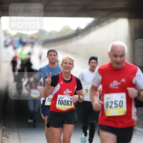 05.10.2025 - 20. swb-Marathon Bremen Michael Strokosch http://msf.ph/oto/9210946 05.10.2025 10:40:39 Laufen 10, 10053, 10, 9250 meine-sportfotos.de