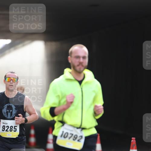 05.10.2025 - 20. swb-Marathon Bremen Michael Strokosch http://msf.ph/oto/9211004 05.10.2025 10:41:06 Laufen 9285, 10792 meine-sportfotos.de