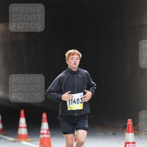 05.10.2025 - 20. swb-Marathon Bremen Michael Strokosch http://msf.ph/oto/9211013 05.10.2025 10:41:10 Laufen 11403 meine-sportfotos.de