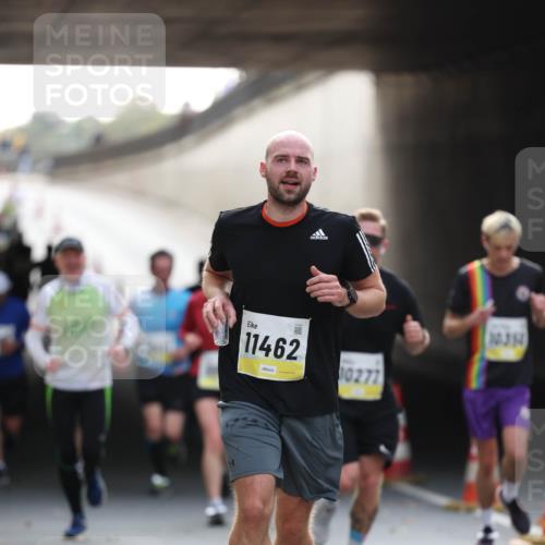 05.10.2025 - 20. swb-Marathon Bremen Michael Strokosch http://msf.ph/oto/9211074 05.10.2025 10:41:42 Laufen 11462, 10277, 10314 meine-sportfotos.de
