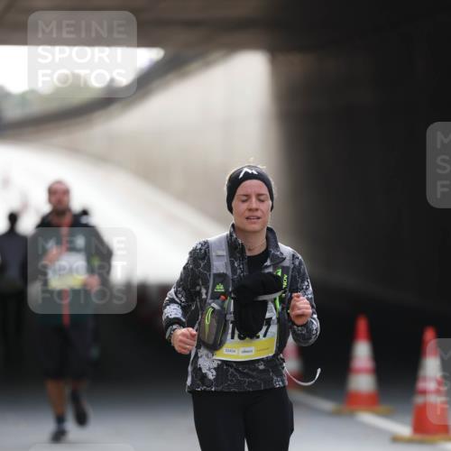 05.10.2025 - 20. swb-Marathon Bremen Michael Strokosch http://msf.ph/oto/9211113 05.10.2025 10:42:01 Laufen 02434 meine-sportfotos.de