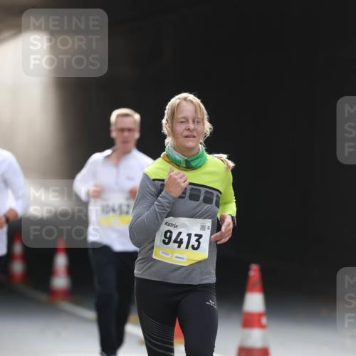 05.10.2025 - 20. swb-Marathon Bremen Michael Strokosch http://msf.ph/oto/9211124 05.10.2025 10:42:08 Laufen 10452, 9413, 02020 meine-sportfotos.de