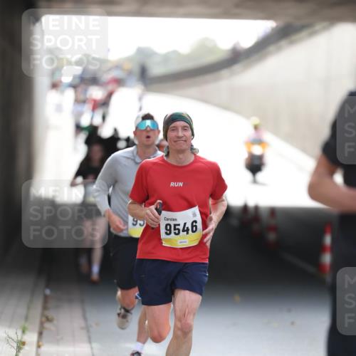 05.10.2025 - 20. swb-Marathon Bremen Michael Strokosch http://msf.ph/oto/9211158 05.10.2025 10:42:23 Laufen 95, 9546 meine-sportfotos.de