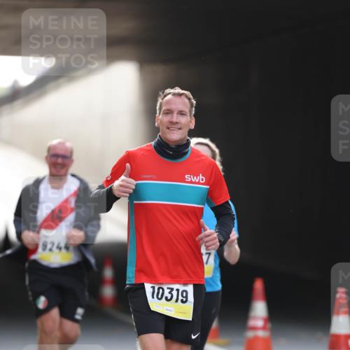 05.10.2025 - 20. swb-Marathon Bremen Michael Strokosch http://msf.ph/oto/9211193 05.10.2025 10:42:39 Laufen 8244, 10319 meine-sportfotos.de