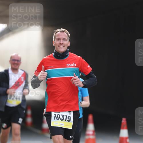 05.10.2025 - 20. swb-Marathon Bremen Michael Strokosch http://msf.ph/oto/9211194 05.10.2025 10:42:39 Laufen 244, 10319, 01910, 51 meine-sportfotos.de