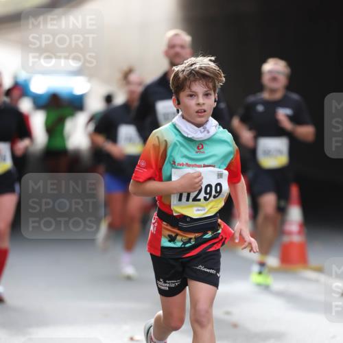05.10.2025 - 20. swb-Marathon Bremen Michael Strokosch http://msf.ph/oto/9211250 05.10.2025 10:43:06 Laufen 2, 299 meine-sportfotos.de