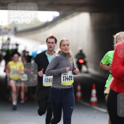 05.10.2025 - 20. swb-Marathon Bremen Michael Strokosch http://msf.ph/oto/9211267 05.10.2025 10:43:13 Laufen 1060, 11409 meine-sportfotos.de