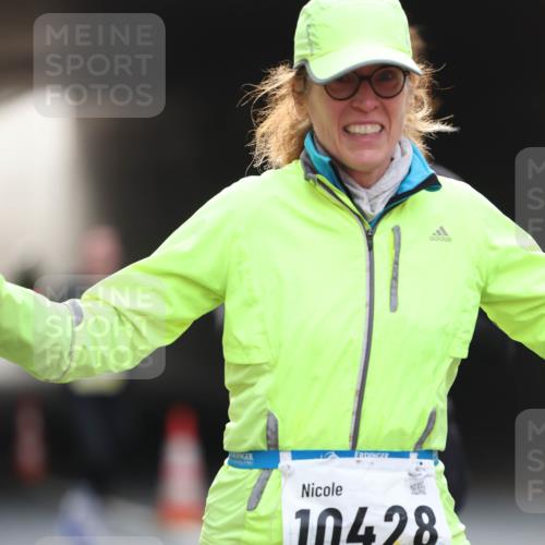 05.10.2025 - 20. swb-Marathon Bremen Michael Strokosch http://msf.ph/oto/9211295 05.10.2025 10:43:25 Laufen 10428, 02426 meine-sportfotos.de
