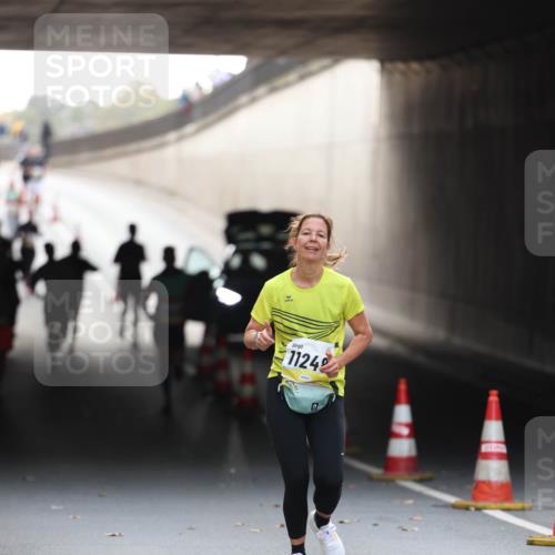 05.10.2025 - 20. swb-Marathon Bremen Michael Strokosch http://msf.ph/oto/9211333 05.10.2025 10:43:44 Laufen 11249 meine-sportfotos.de