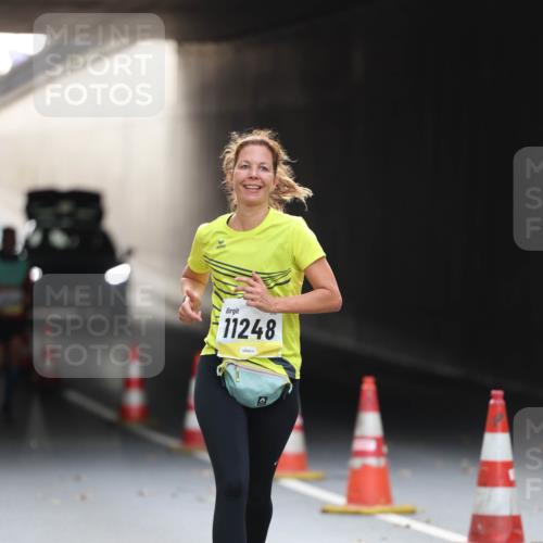 05.10.2025 - 20. swb-Marathon Bremen Michael Strokosch http://msf.ph/oto/9211339 05.10.2025 10:43:45 Laufen 11248 meine-sportfotos.de