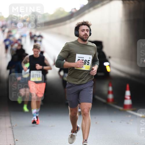 05.10.2025 - 20. swb-Marathon Bremen Michael Strokosch http://msf.ph/oto/9211348 05.10.2025 10:43:51 Laufen 10785, 85 meine-sportfotos.de