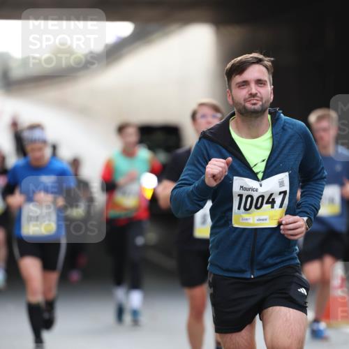 05.10.2025 - 20. swb-Marathon Bremen Michael Strokosch http://msf.ph/oto/9211368 05.10.2025 10:43:59 Laufen 10047, 01801 meine-sportfotos.de