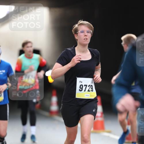 05.10.2025 - 20. swb-Marathon Bremen Michael Strokosch http://msf.ph/oto/9211370 05.10.2025 10:44:00 Laufen 9729 meine-sportfotos.de