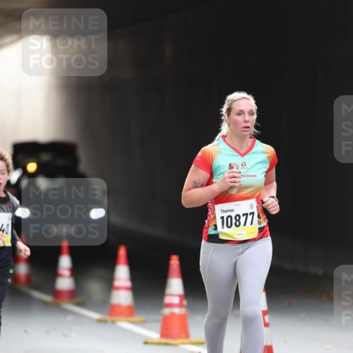 05.10.2025 - 20. swb-Marathon Bremen Michael Strokosch http://msf.ph/oto/9211385 05.10.2025 10:44:09 Laufen 40, 02089, 10877 meine-sportfotos.de