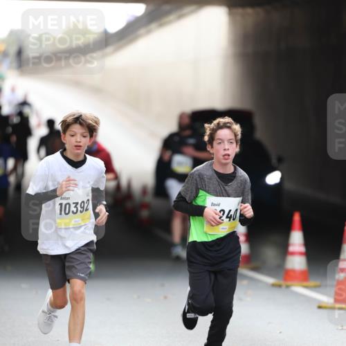 05.10.2025 - 20. swb-Marathon Bremen Michael Strokosch http://msf.ph/oto/9211386 05.10.2025 10:44:09 Laufen 10392, 240 meine-sportfotos.de