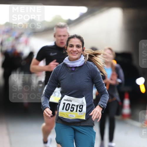05.10.2025 - 20. swb-Marathon Bremen Michael Strokosch http://msf.ph/oto/9211411 05.10.2025 10:44:20 Laufen 10519, 02181 meine-sportfotos.de