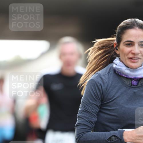 05.10.2025 - 20. swb-Marathon Bremen Michael Strokosch http://msf.ph/oto/9211415 05.10.2025 10:44:22 Laufen 105 meine-sportfotos.de