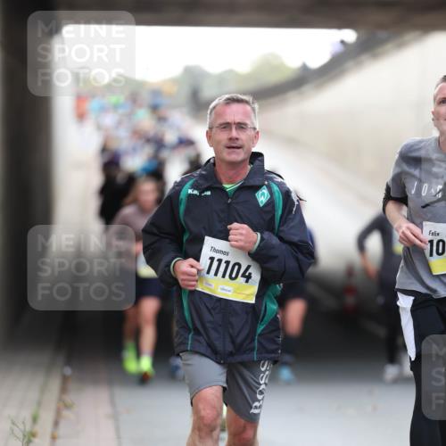 05.10.2025 - 20. swb-Marathon Bremen Michael Strokosch http://msf.ph/oto/9211442 05.10.2025 10:44:37 Laufen 11104, 02341, 10 meine-sportfotos.de
