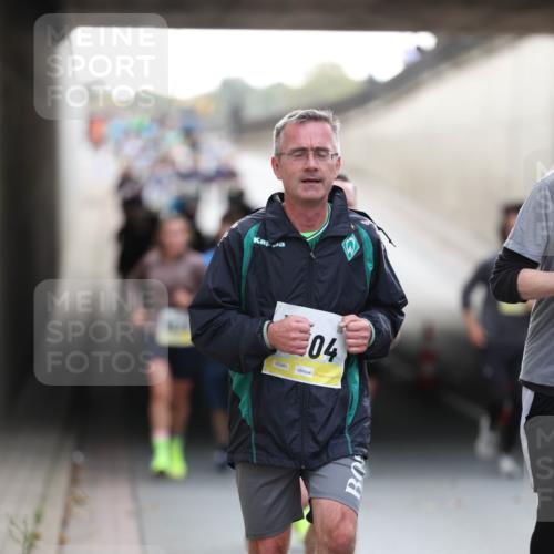 05.10.2025 - 20. swb-Marathon Bremen Michael Strokosch http://msf.ph/oto/9211443 05.10.2025 10:44:37 Laufen 02341, 04 meine-sportfotos.de