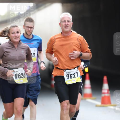 05.10.2025 - 20. swb-Marathon Bremen Michael Strokosch http://msf.ph/oto/9211452 05.10.2025 10:44:43 Laufen 9626, 9024, 18, 9627, 02380 meine-sportfotos.de