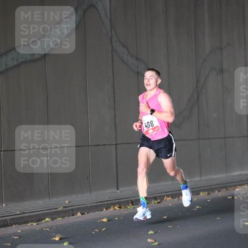 05.10.2025 - 20. swb-Marathon Bremen Michael Strokosch http://msf.ph/oto/9211496 05.10.2025 11:43:30 Laufen 408 meine-sportfotos.de