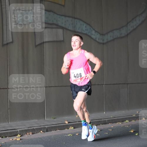 05.10.2025 - 20. swb-Marathon Bremen Michael Strokosch http://msf.ph/oto/9211499 05.10.2025 11:43:31 Laufen 408 meine-sportfotos.de