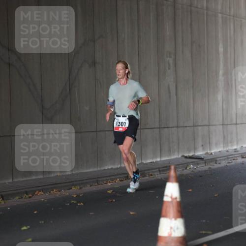 05.10.2025 - 20. swb-Marathon Bremen Michael Strokosch http://msf.ph/oto/9211515 05.10.2025 11:48:10 Laufen 1301 meine-sportfotos.de