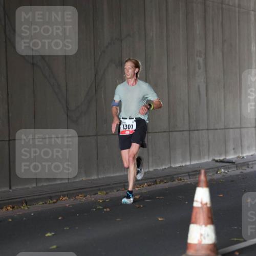 05.10.2025 - 20. swb-Marathon Bremen Michael Strokosch http://msf.ph/oto/9211516 05.10.2025 11:48:10 Laufen 1301 meine-sportfotos.de