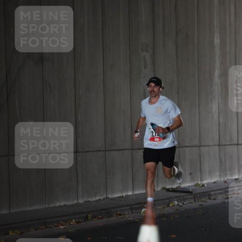 05.10.2025 - 20. swb-Marathon Bremen Michael Strokosch http://msf.ph/oto/9211523 05.10.2025 11:48:48 Laufen  meine-sportfotos.de