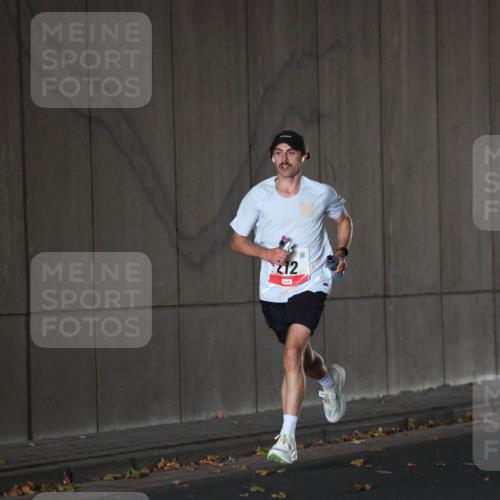 05.10.2025 - 20. swb-Marathon Bremen Michael Strokosch http://msf.ph/oto/9211527 05.10.2025 11:48:49 Laufen 12 meine-sportfotos.de