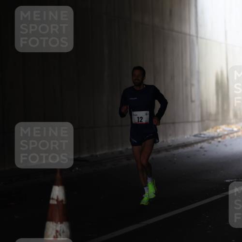 05.10.2025 - 20. swb-Marathon Bremen Michael Strokosch http://msf.ph/oto/9211536 05.10.2025 11:49:26 Laufen 12 meine-sportfotos.de