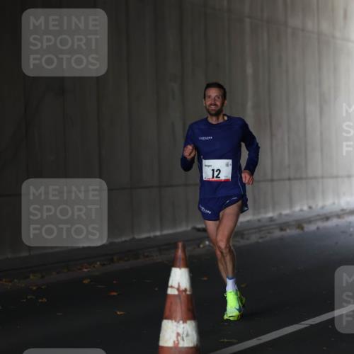 05.10.2025 - 20. swb-Marathon Bremen Michael Strokosch http://msf.ph/oto/9211537 05.10.2025 11:49:27 Laufen 12 meine-sportfotos.de