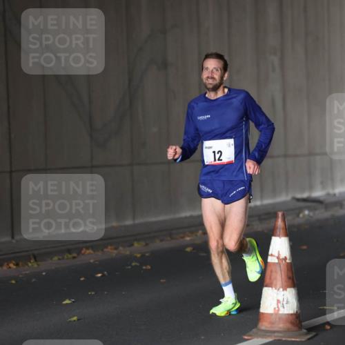 05.10.2025 - 20. swb-Marathon Bremen Michael Strokosch http://msf.ph/oto/9211539 05.10.2025 11:49:28 Laufen 12 meine-sportfotos.de