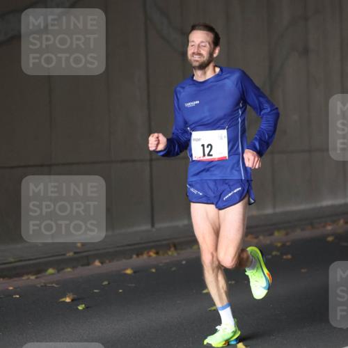 05.10.2025 - 20. swb-Marathon Bremen Michael Strokosch http://msf.ph/oto/9211541 05.10.2025 11:49:28 Laufen 12 meine-sportfotos.de