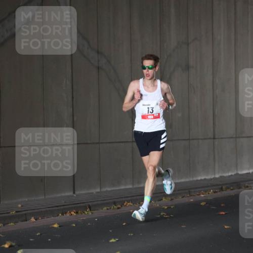 05.10.2025 - 20. swb-Marathon Bremen Michael Strokosch http://msf.ph/oto/9211555 05.10.2025 11:50:03 Laufen 13 meine-sportfotos.de