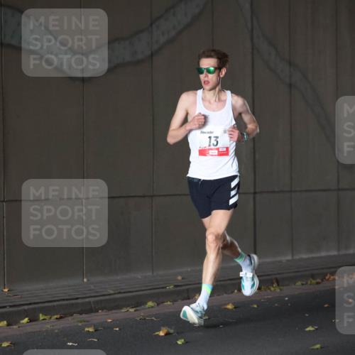 05.10.2025 - 20. swb-Marathon Bremen Michael Strokosch http://msf.ph/oto/9211558 05.10.2025 11:50:03 Laufen 13 meine-sportfotos.de