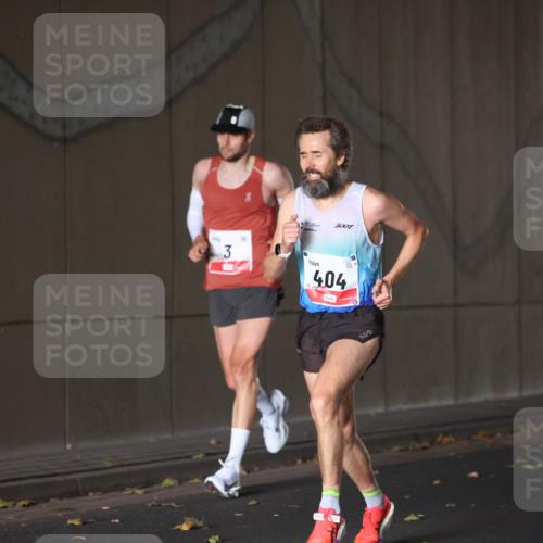 05.10.2025 - 20. swb-Marathon Bremen Michael Strokosch http://msf.ph/oto/9211573 05.10.2025 11:50:28 Laufen 3, 7001, 404, 507 meine-sportfotos.de